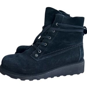 BearPaw Suede  Lace Up Boots Krista women’s 9